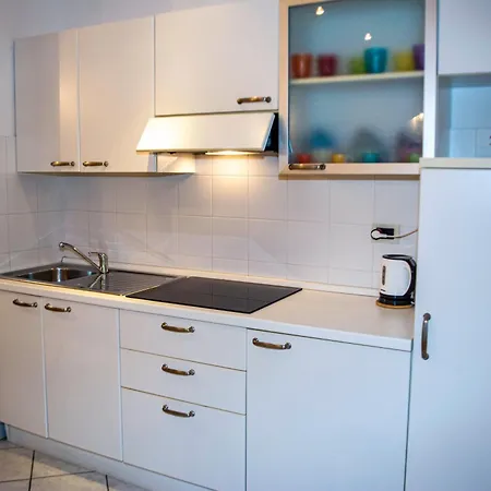 Ampio Attico Monolocale Con Terrazza شقة سانتا تيريزا غالّورا