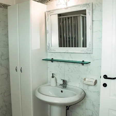 شقة Ampio Attico Monolocale Con Terrazza سانتا تيريزا غالّورا