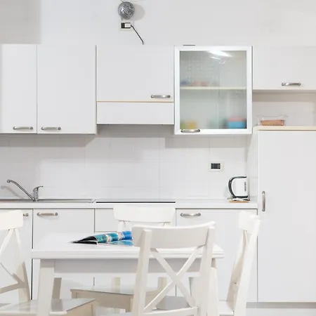 Ampio Attico Monolocale Con Terrazza Apartament