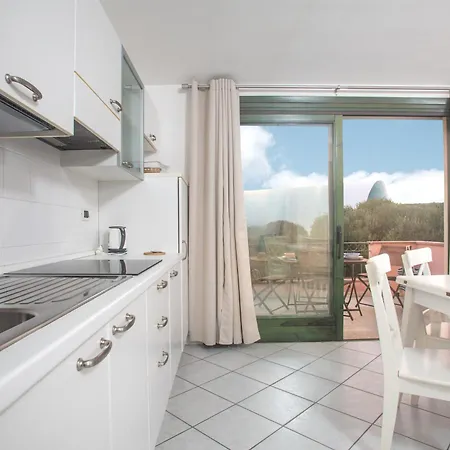 Ampio Attico Monolocale Con Terrazza Appartamento Santa Teresa di Gallura