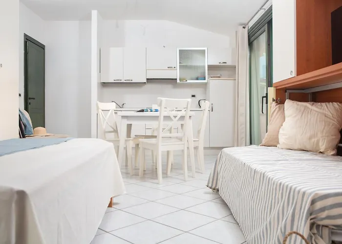 Apartman Ampio Attico Monolocale Con Terrazza *
