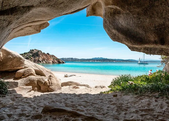 Ampio Attico Monolocale Con Terrazza